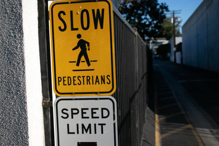 Adelanto, CA – Pedestrian Killed in Fatal Tractor-Trailer Crash on US-395