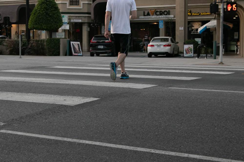 2/18 Los Angeles, CA – One Killed in Fatal Pedestrian Crash Involving Truck on E 48th St